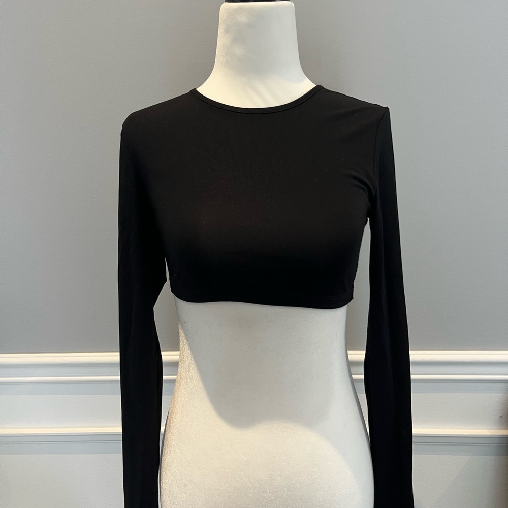 Adika crop long sleeved top size xs perfect condition